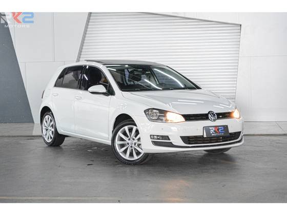 VOLKSWAGEN GOLF 1.4 TSI COMFORTLINE 16V GASOLINA 4P AUTOMÁTICO VOLKSWAGEN GOLF 1.4 TSI COMFORTLINE 16V GASOLINA 4P AUTOMÁTICO